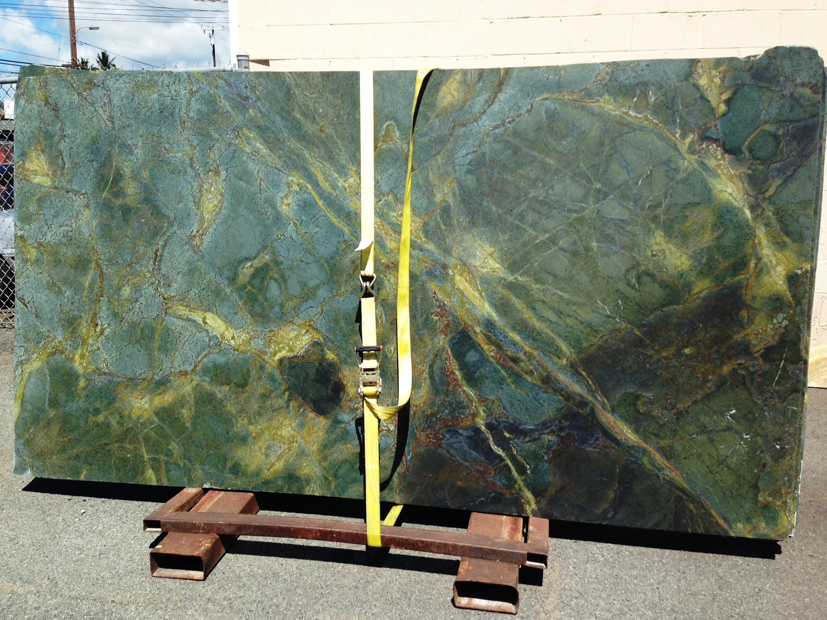 GOLDEN LIGHTING SLAB 2-11-14.JPG