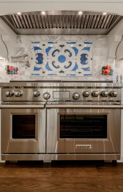 cook top and back splash 0002.jpg
