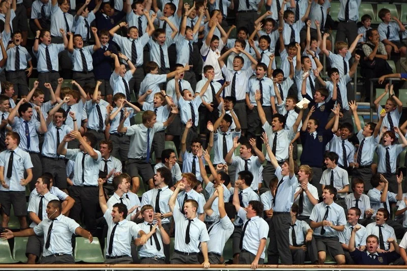 marist college north shore - crowd win metro cath. college relay 1.jpg