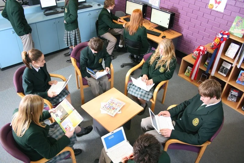 students revising 1.jpg