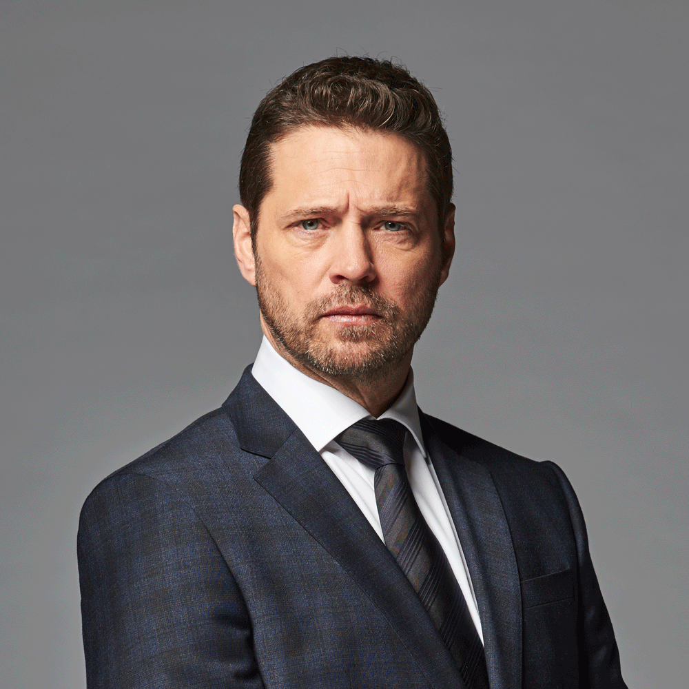 PRIVATE-EYES102055.gif
