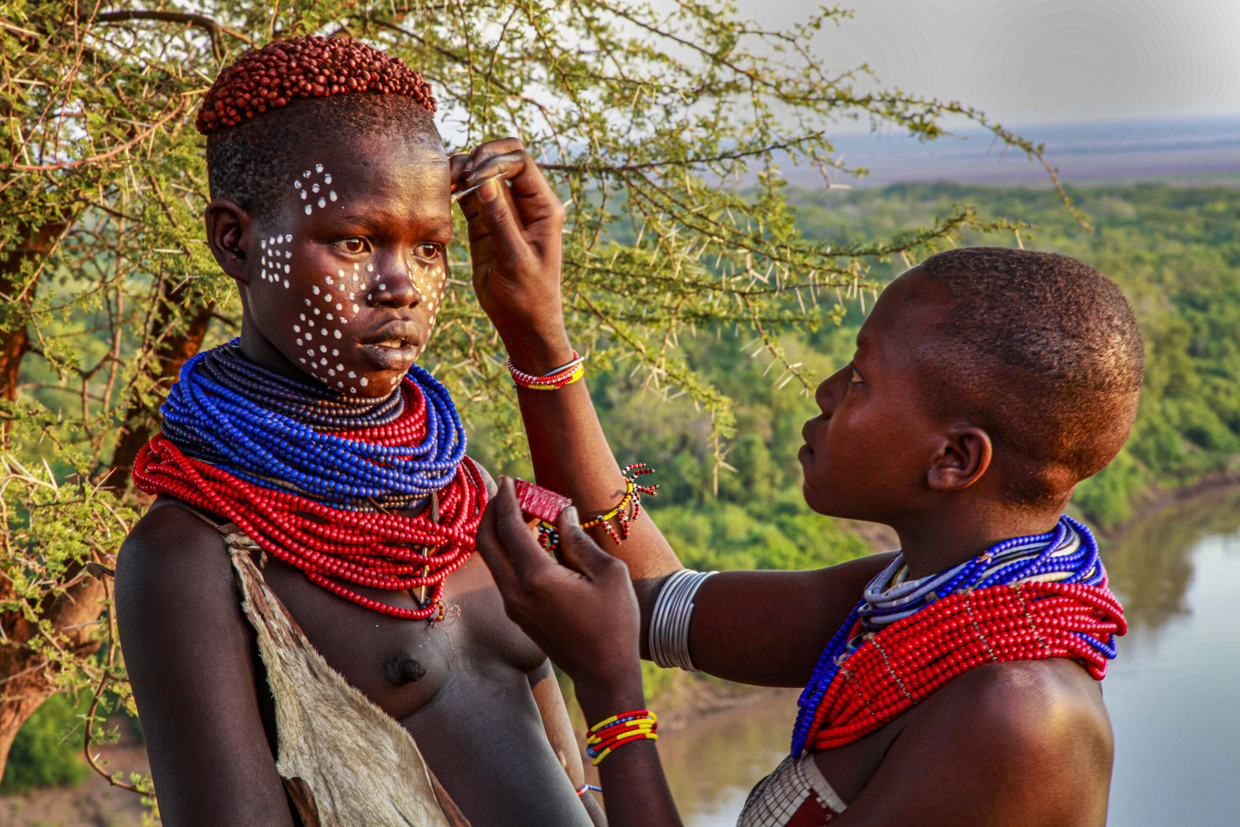 Karo girls, Omo Valley, Ethiopia 