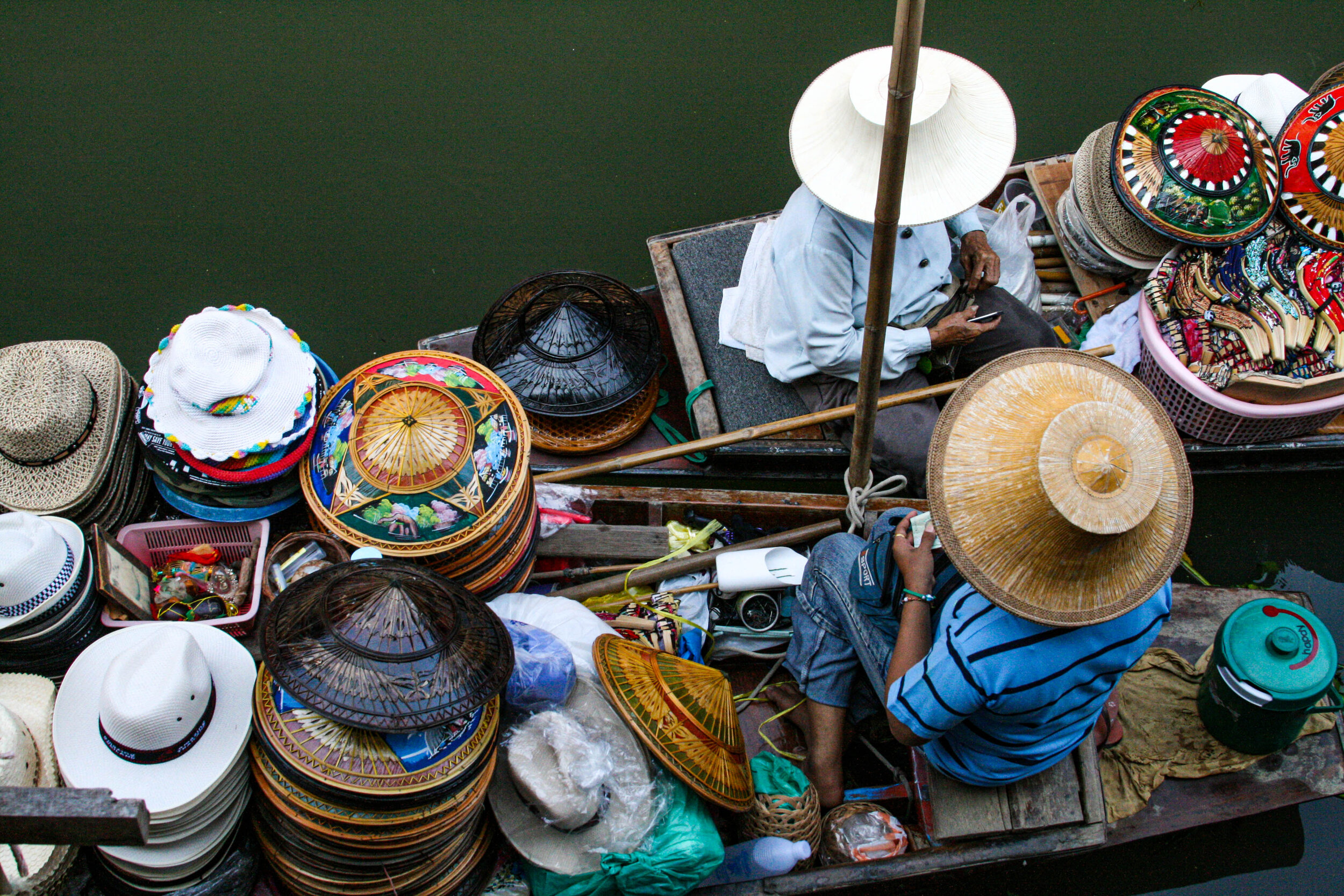  Damnoen Saduak Floating market, Bangkok, Thailand         