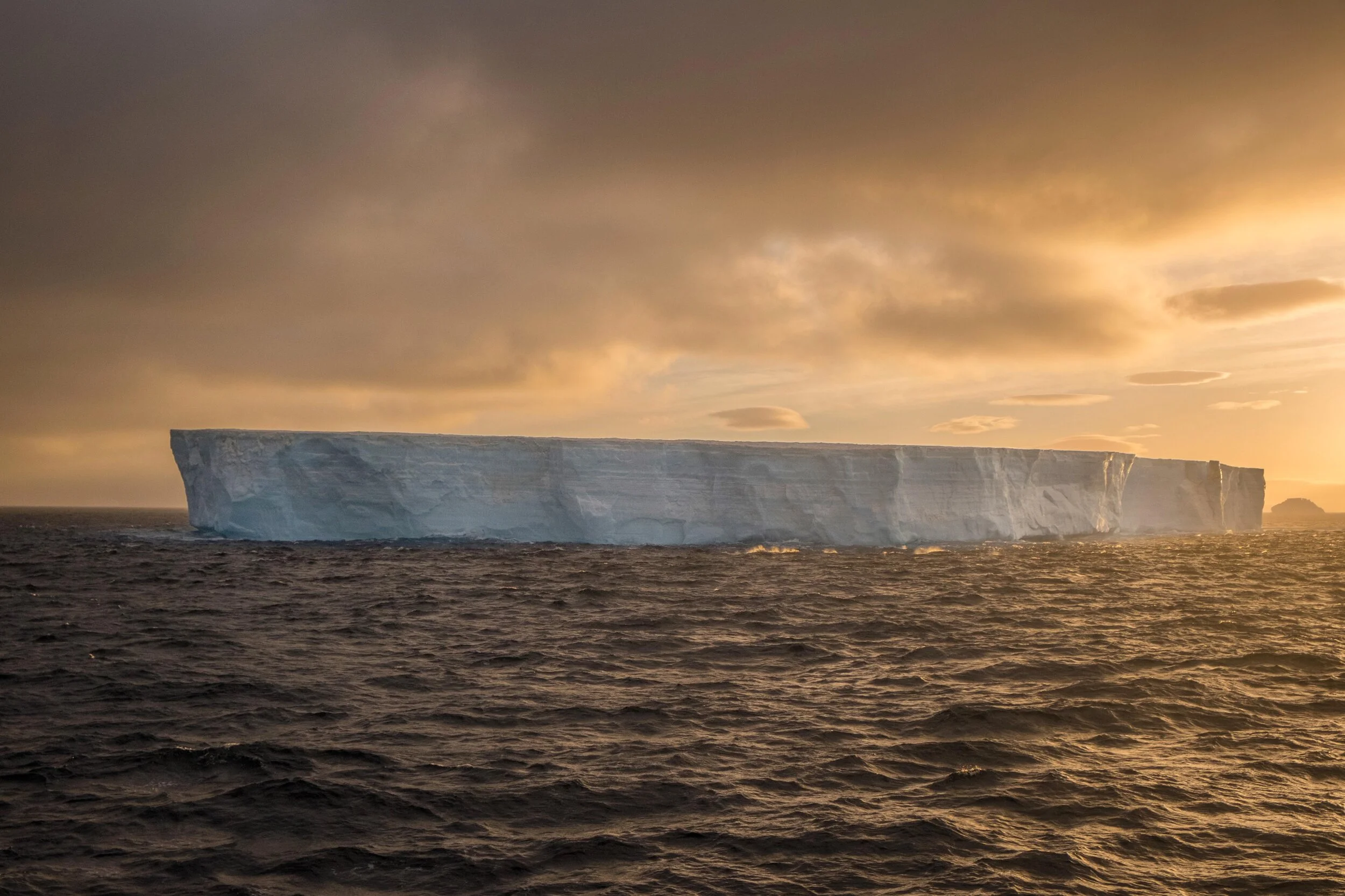  iceberg, Antarctica 