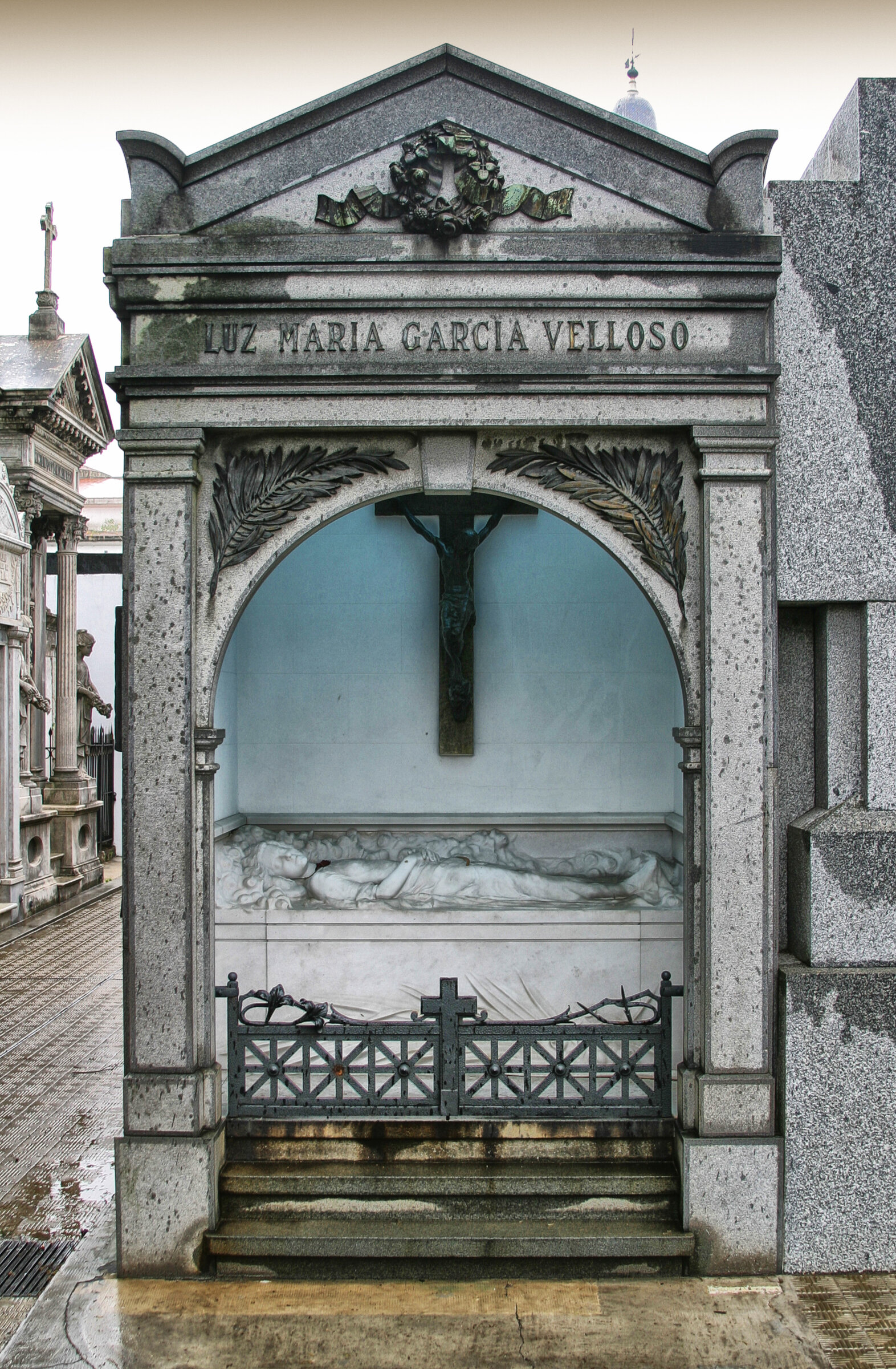  Recoleta Cemetery, Buenos Aires, Argentina 