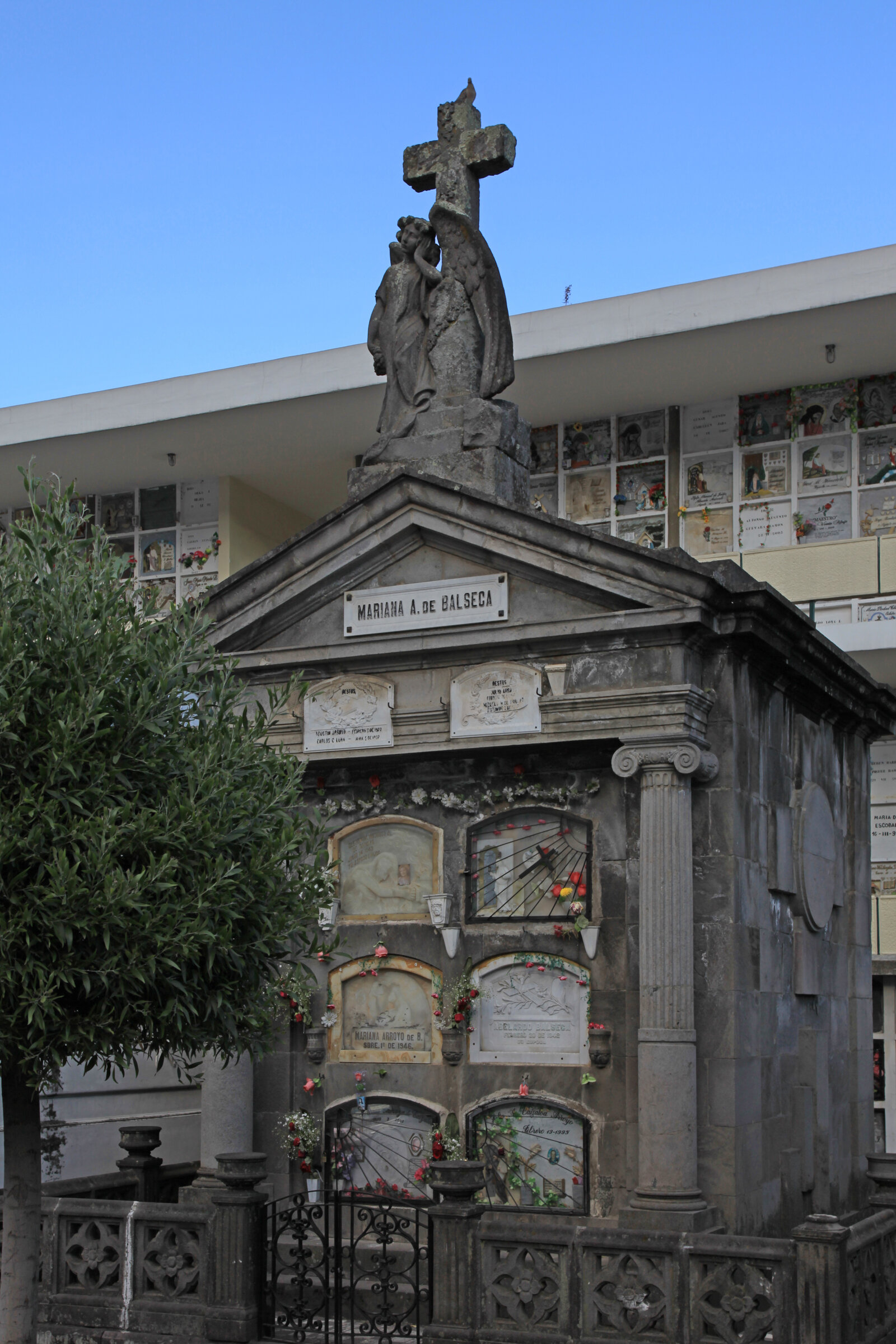  Cemeterio de San Diego, Quito, Ecuador 