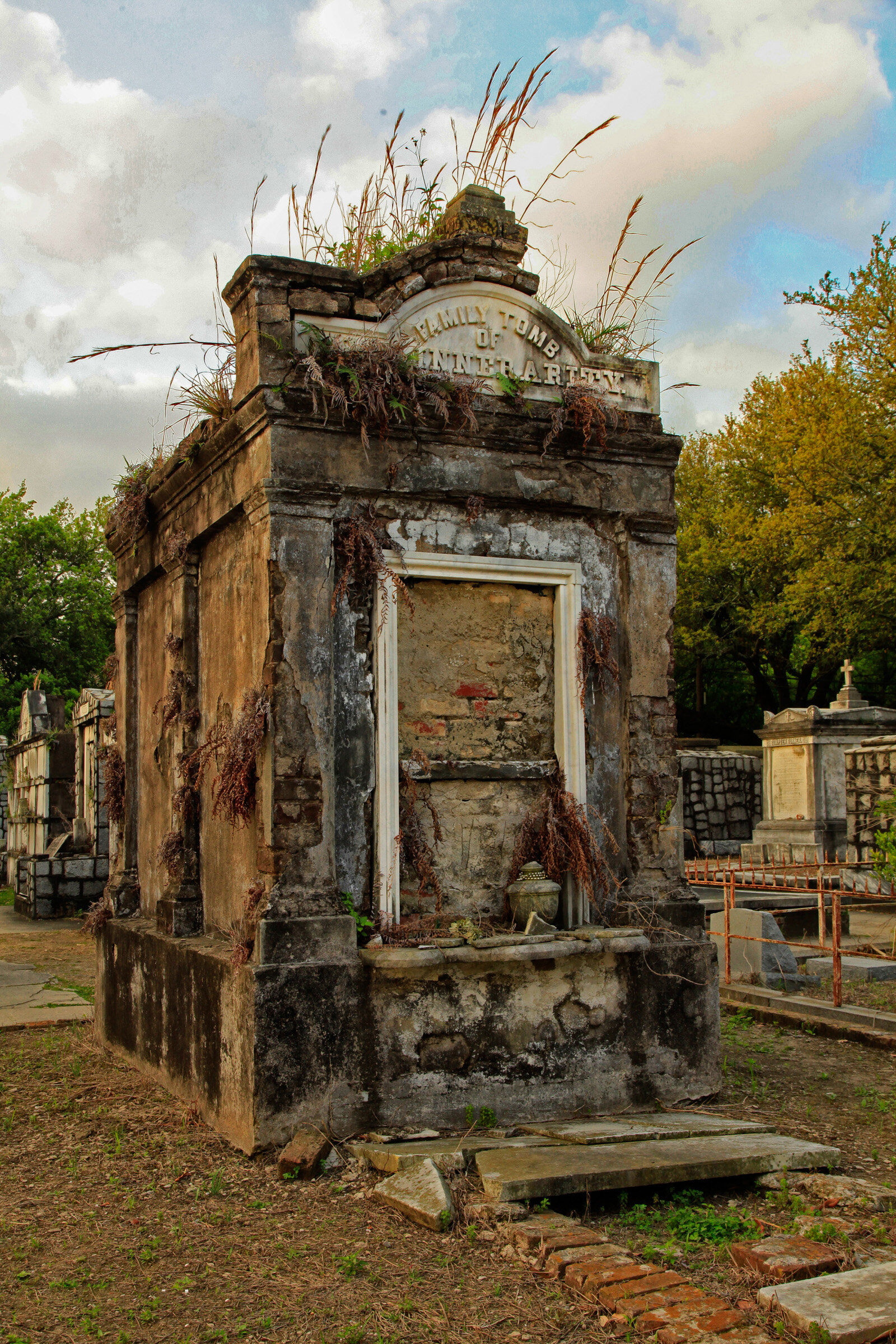  Lafayette Cemetery, New Orleans 