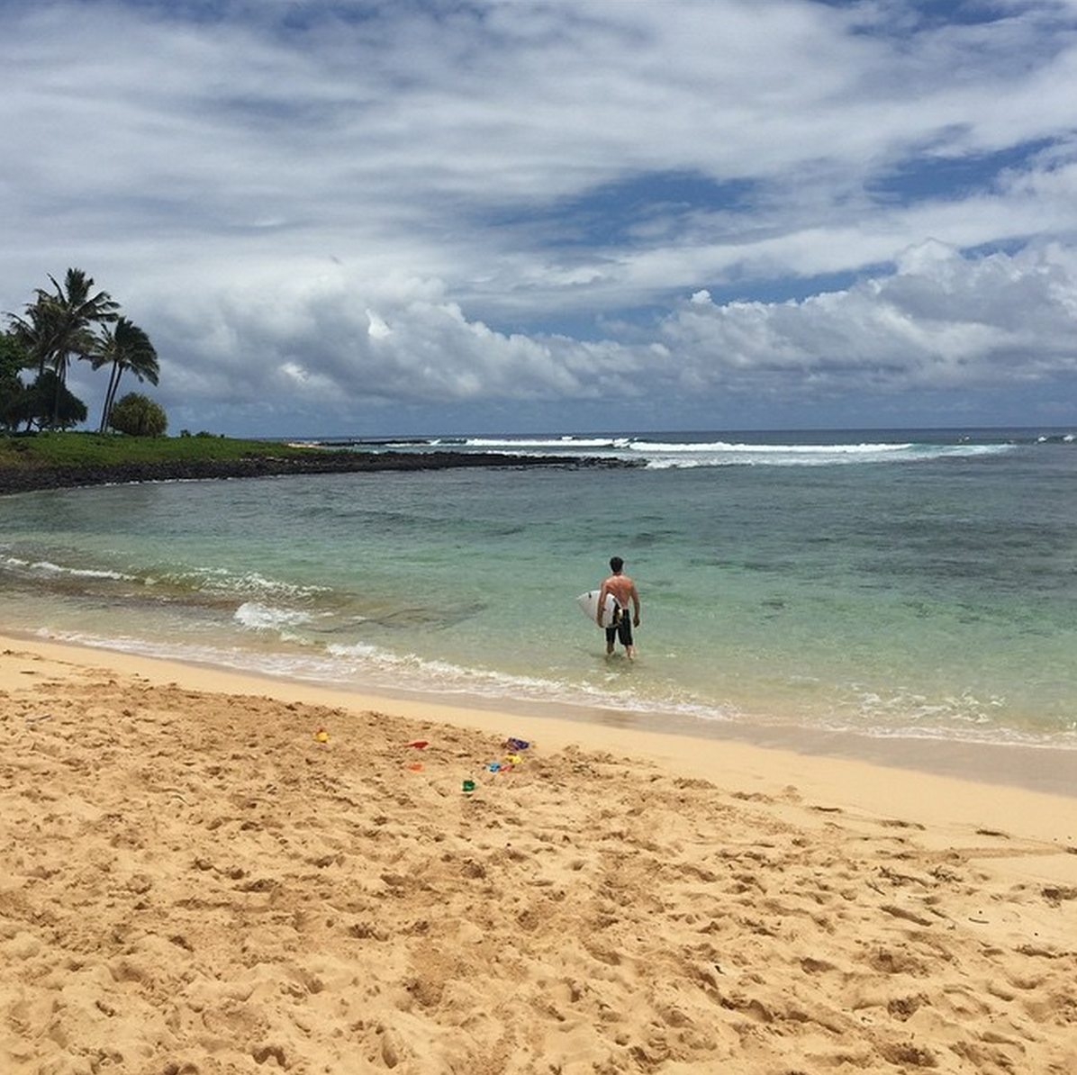 Greg, in heaven to be surfing everyday