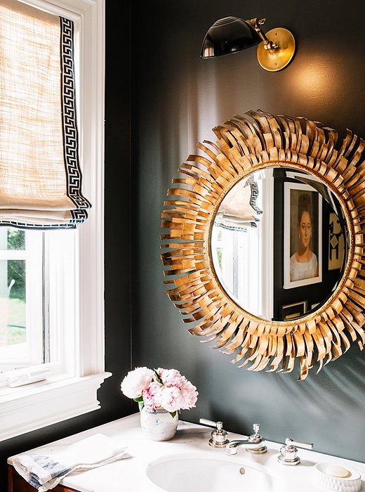 The mirror is to die for. So amazing.