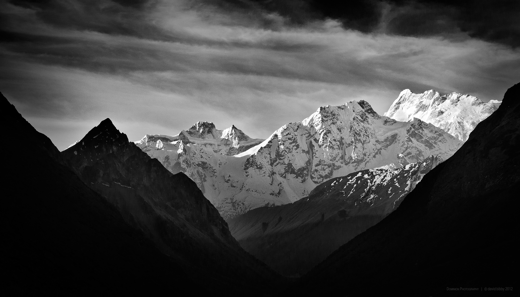  Simnang Himal (6251m) and the higher mountains at right are part of the Manaslu Himal. Manaslu Conservation Area. 