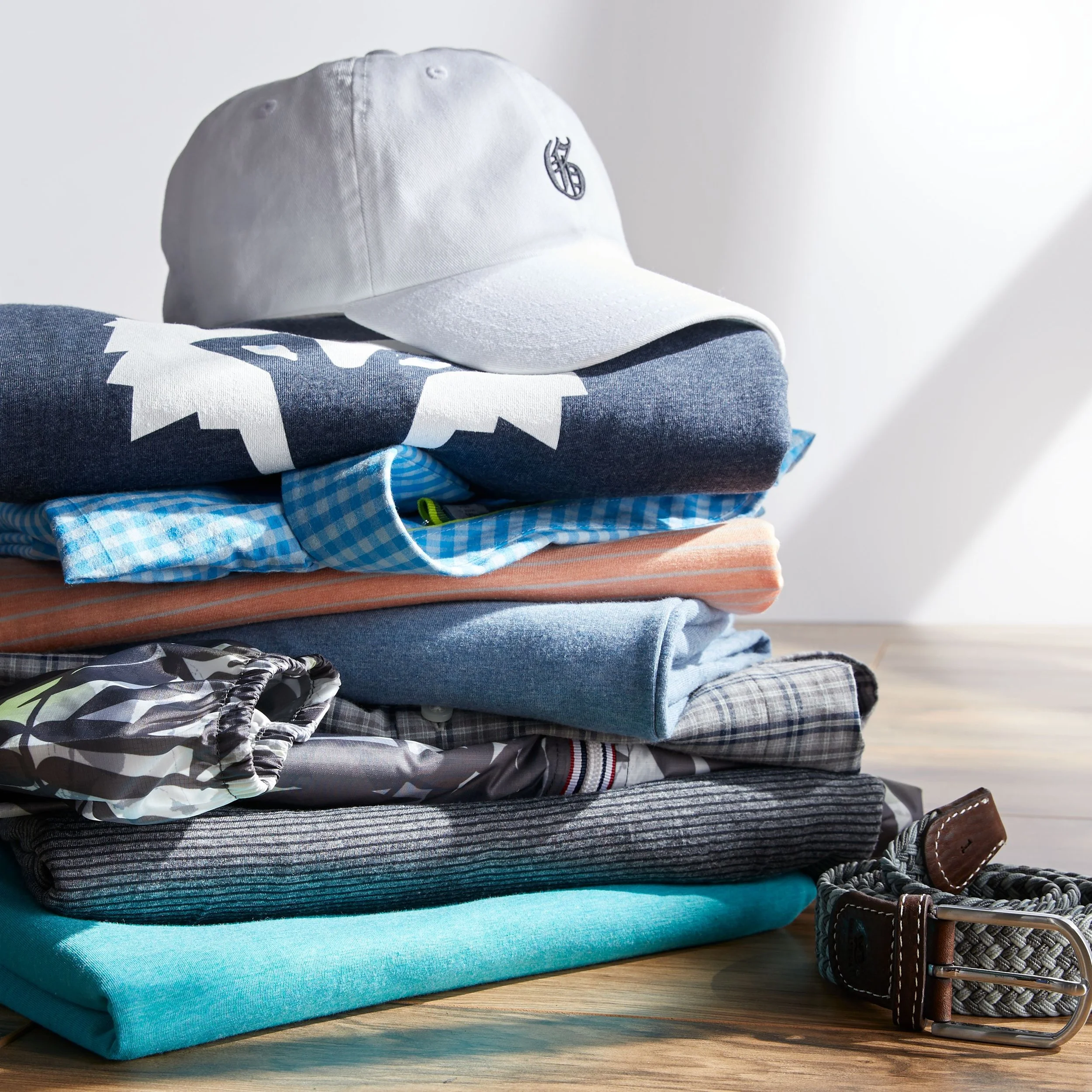 PHOTO_210312_CM_Mens_theme_homeofficeedit_0401_5170 1.jpg