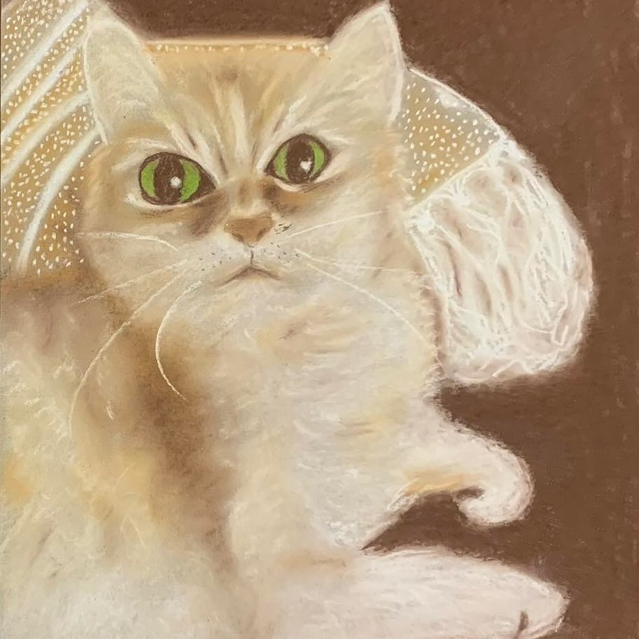 Session 2 of our adult art workshops begins this week! Our adult classes are a great way to relax, make new friends, and learn new techniques. This beautiful conte cat portrait was made in our #Drawingworkshop this term. Great job, Barbara! Visit our