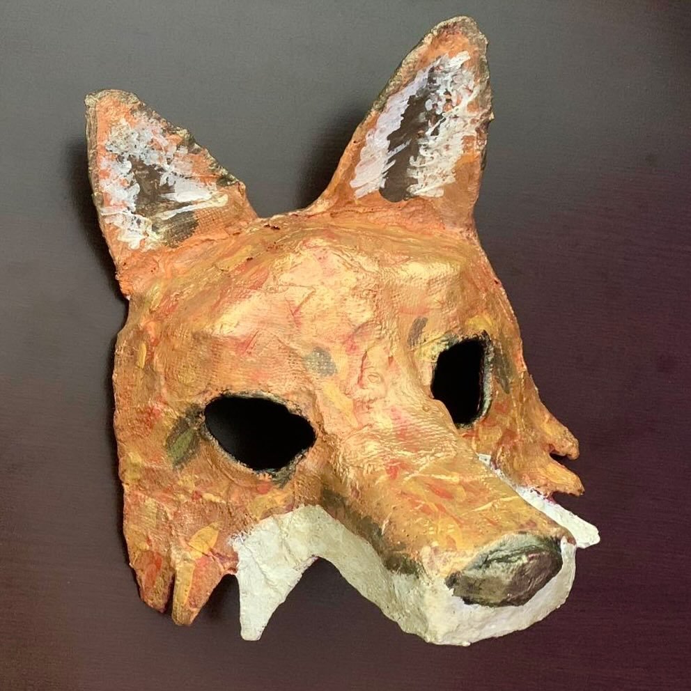 Are you ready for the #masquerade ? Grade 7 artist Nicco A sure is! Nicco used papier mache and acrylic paint to sculpt this incredible fox mask. Impressive work, Nicco!
 
Summer is just around the corner and our #summerartcamps are filling up fast. 