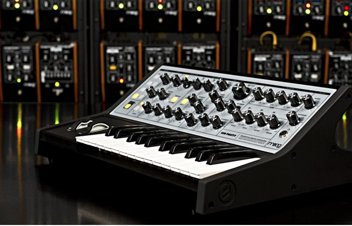 Moog Sub Phatty 類比合成器鍵盤— Ableton Live School數位音樂雜誌