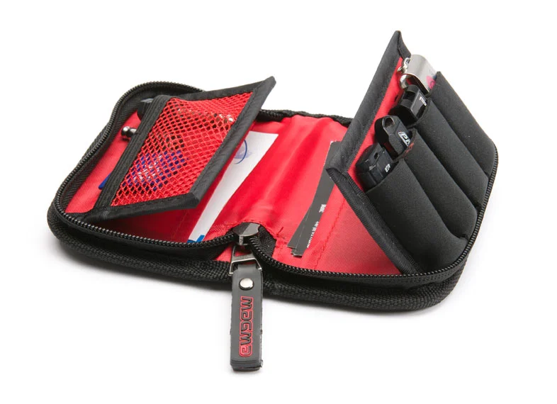 MAGMA - DIGI-STICK CASE 隨身USB器材包.jpg