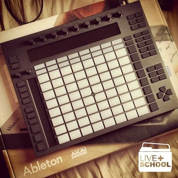 http://www.live4school.com/