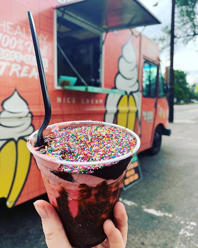 We are at 4890 Zuni St, Denver tonight until 7pm 💜 hope to see you! .
.
.
.

#glutenfree #dairyfree #cleaneating #100%fruit #vegan #bananas  #denver #303 #5280 #denverfoodtrucks #denvereats #5280eats #shoplocal #nicecream  #smallbusiness #healthydes