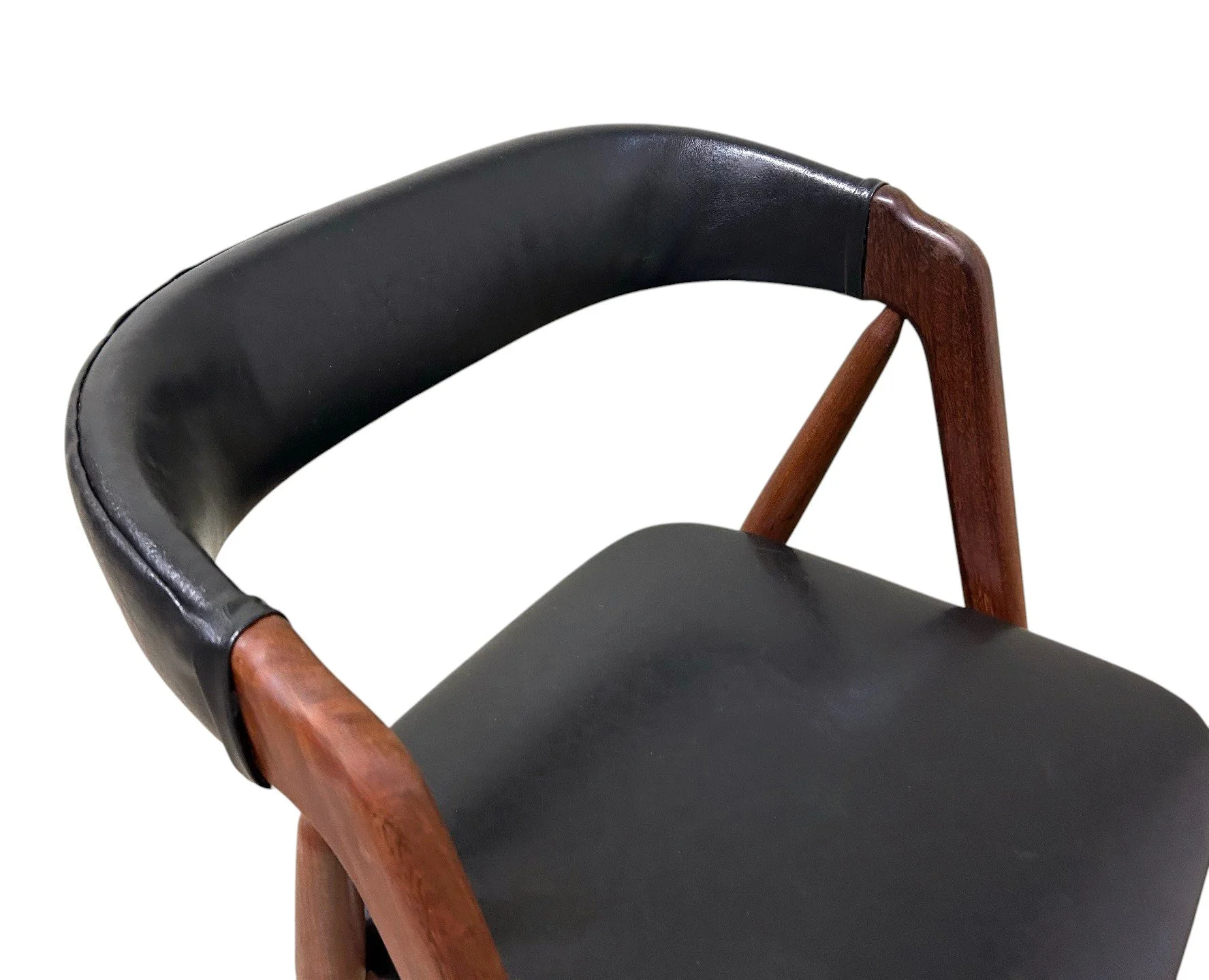 image12 - 2024-06-18T104844.901-Photoroom.jpg