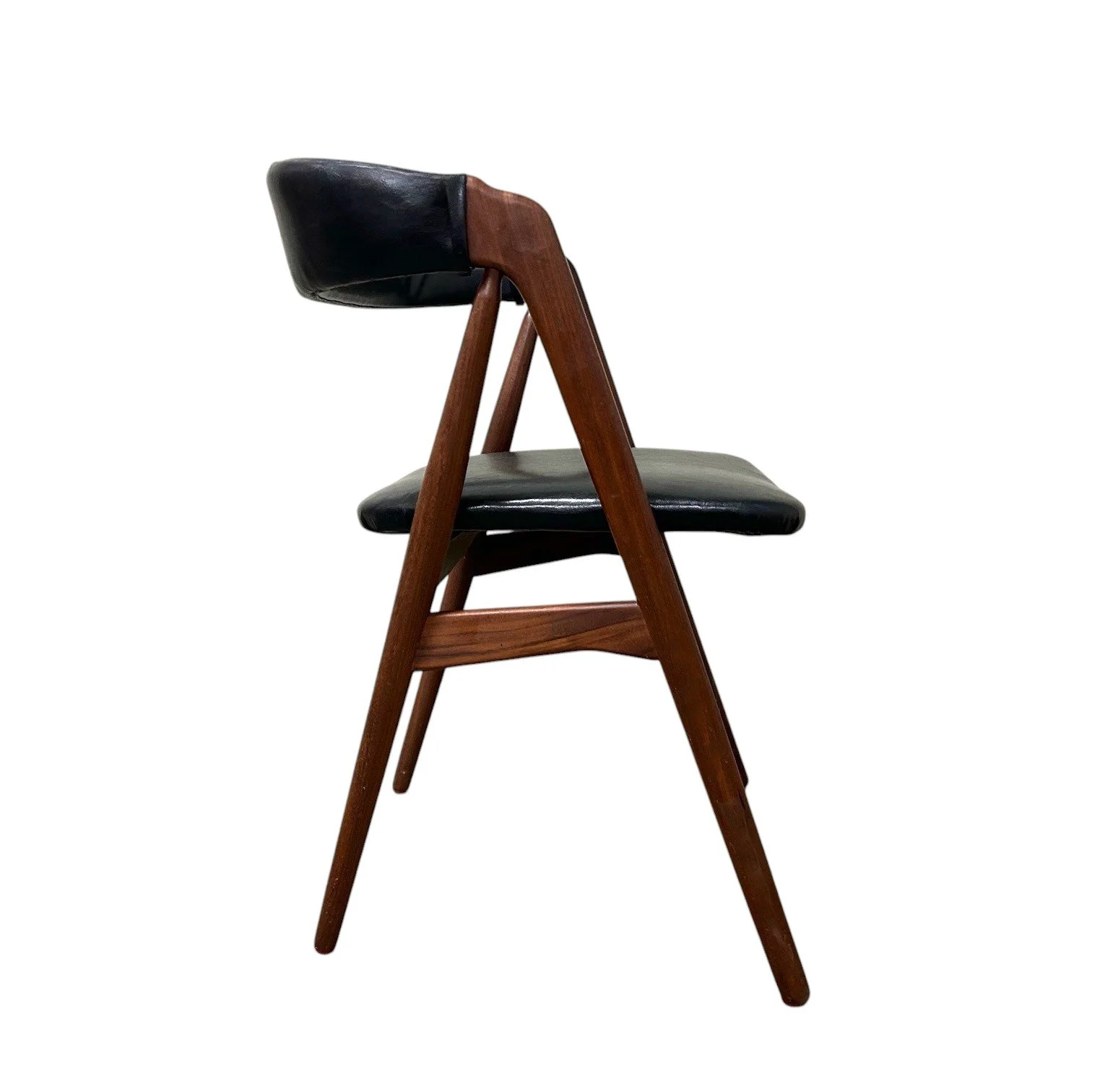 image6 - 2024-06-18T104833.038-Photoroom.jpg