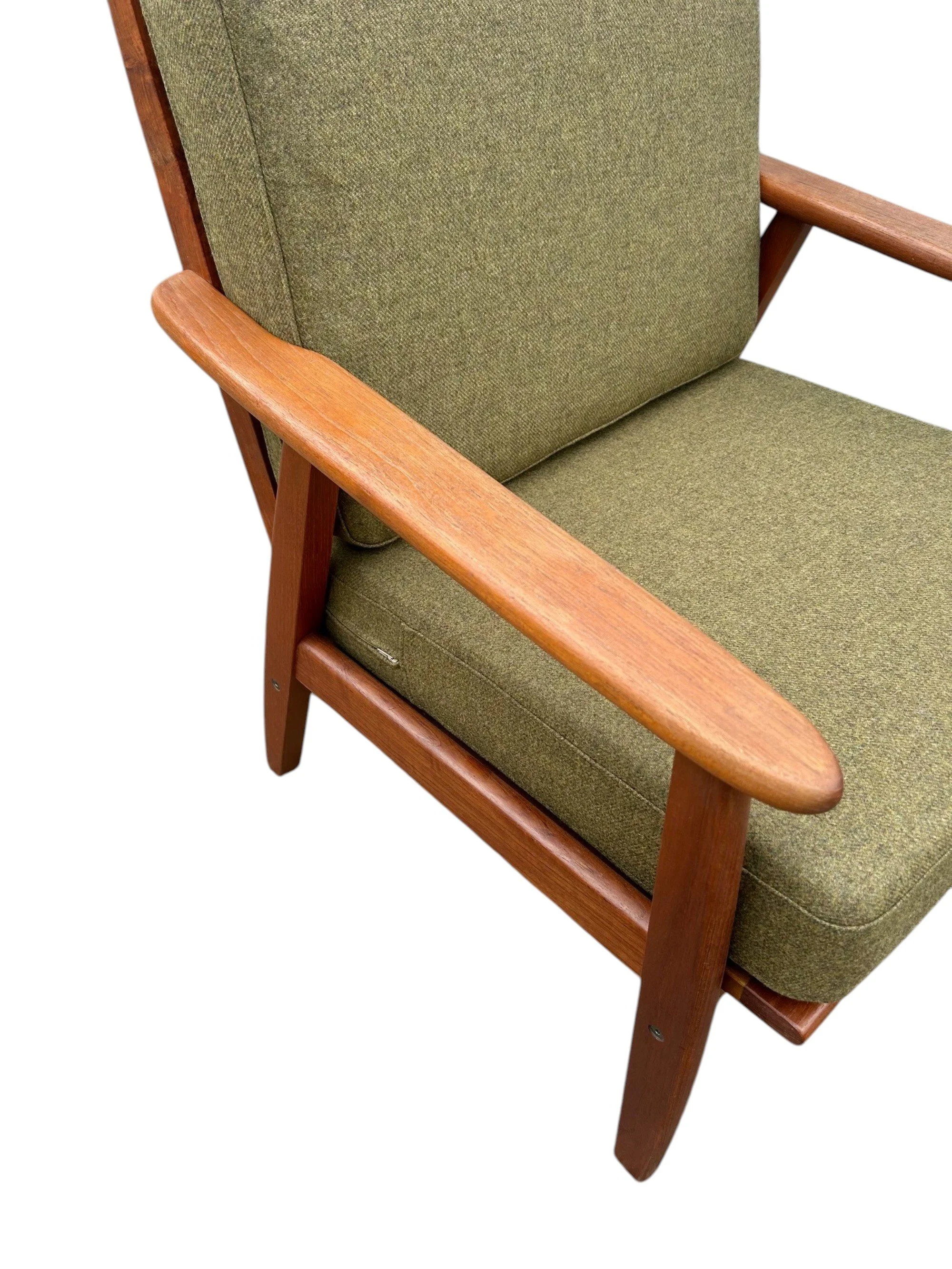 lg10-Photoroom.jpg (Copy)