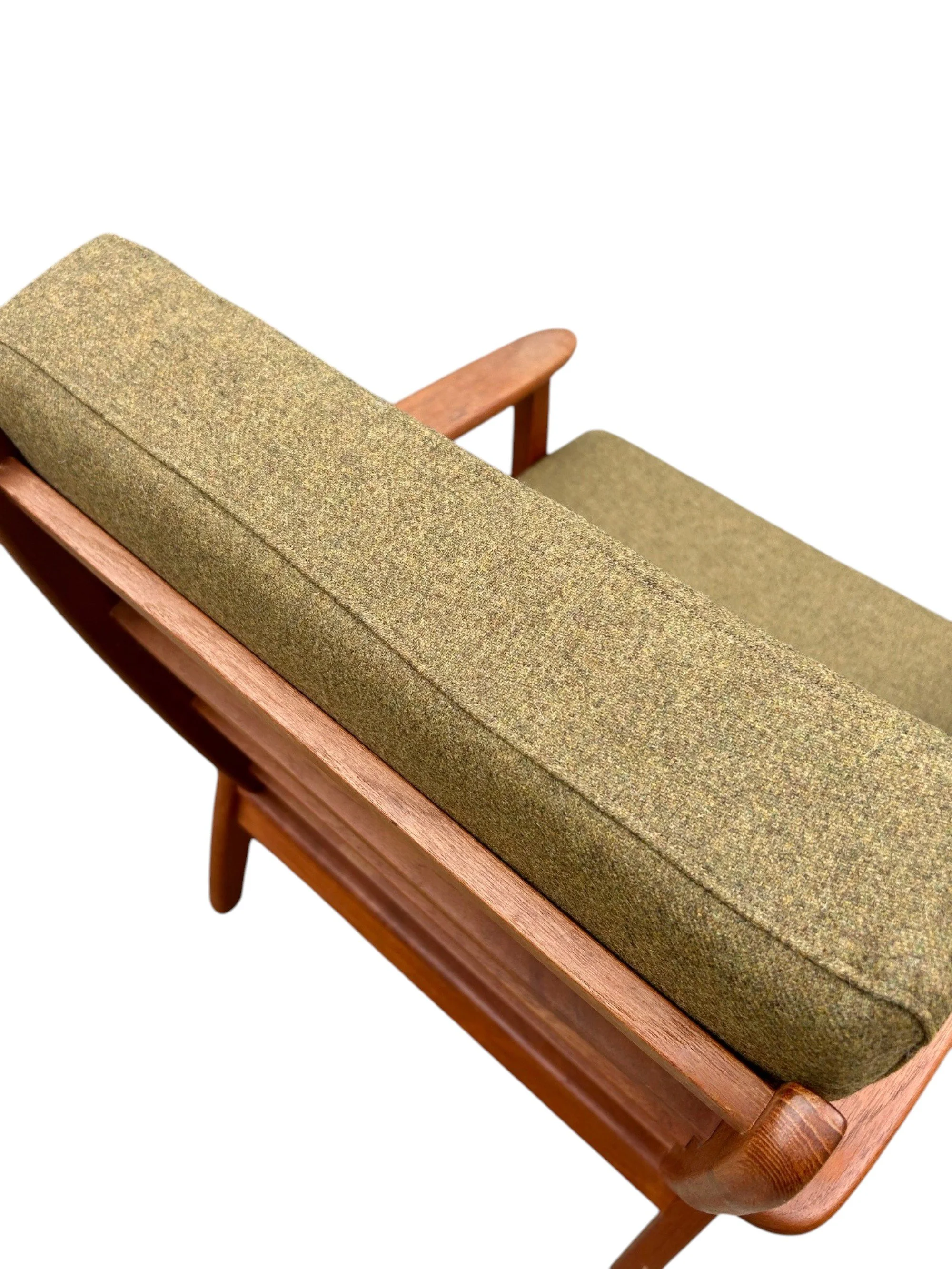 lg16-Photoroom.jpg (Copy)