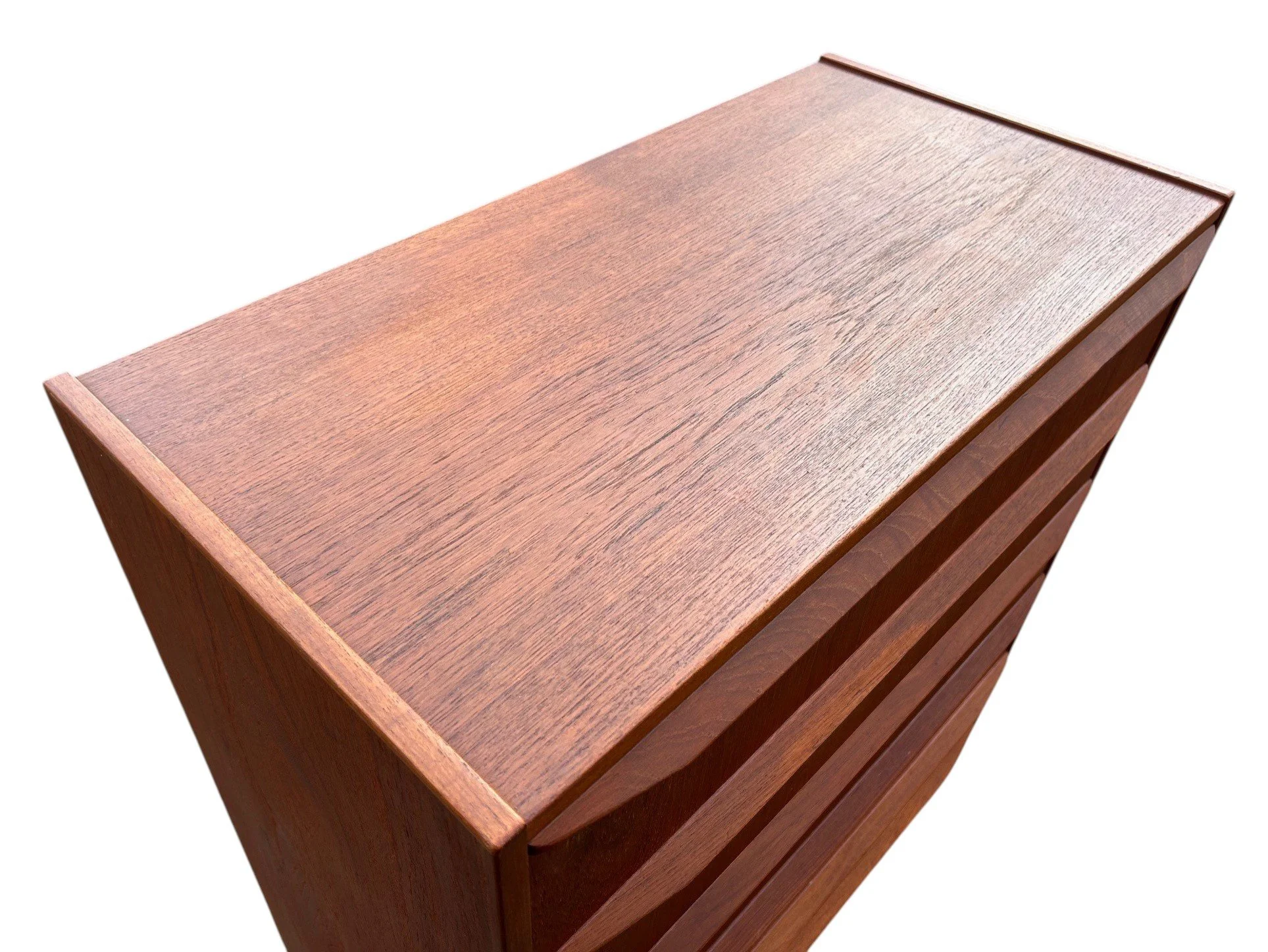 cc7-Photoroom.jpg (Copy)