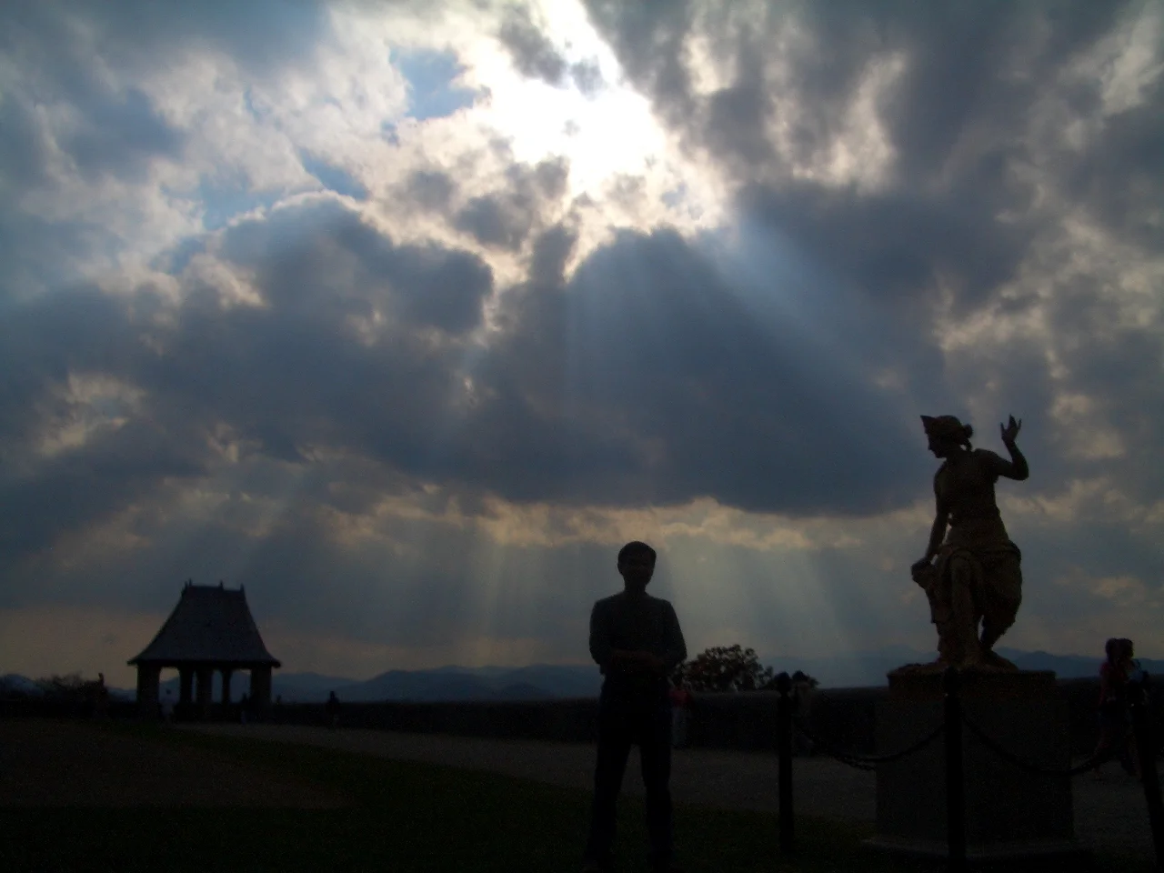 ManamongGods_GY.JPG