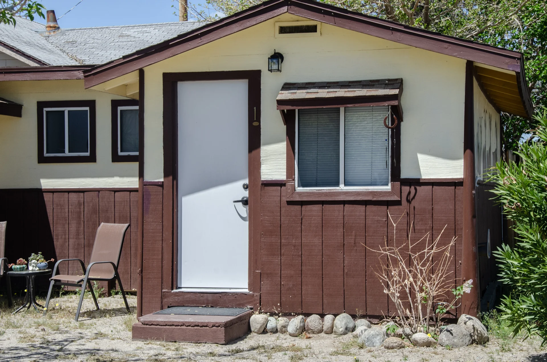 Cabin1-7.jpg