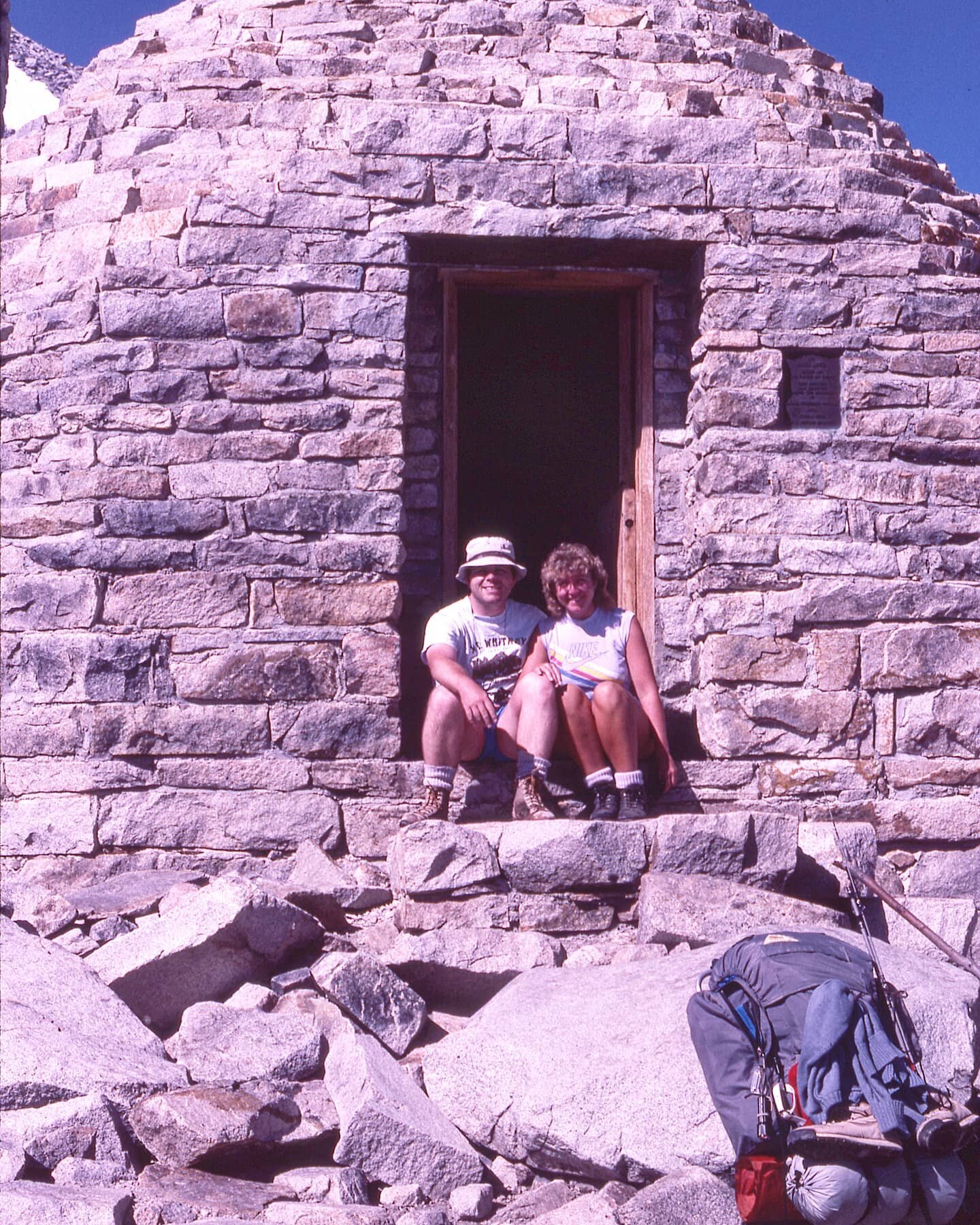 Who has been stuck up here in a storm? 😬 Throw back to our owners Doug and Lauralyn at Muir hut in 1986. Who remembers the days before ultralight hiking? Doug said they took over 10 rolls of Ektachrome film on this thru hike! 
Thank you everyone tha