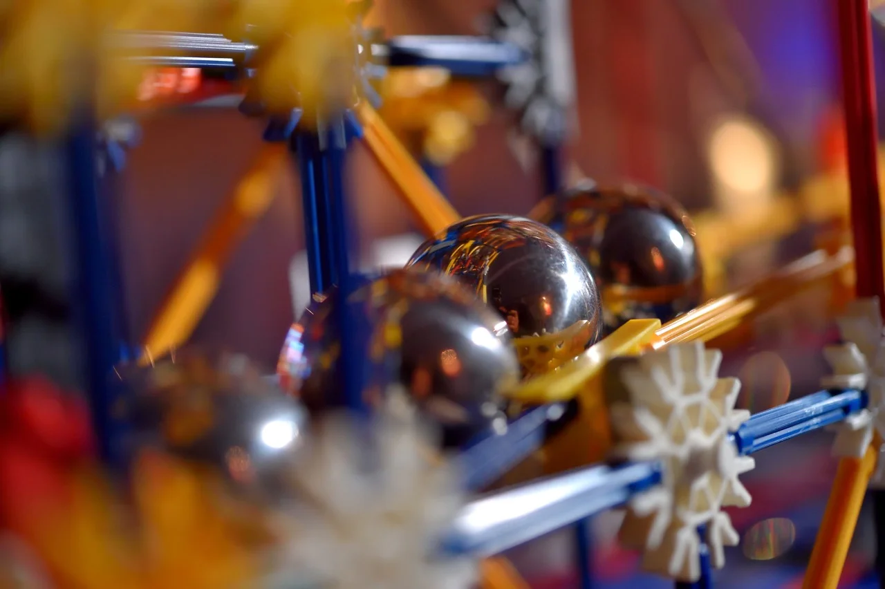 Details of the moving elements of the elevator themed centerpiece 