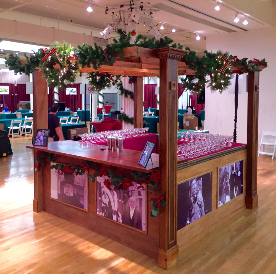 Winter Holiday Party Decor 10.jpeg