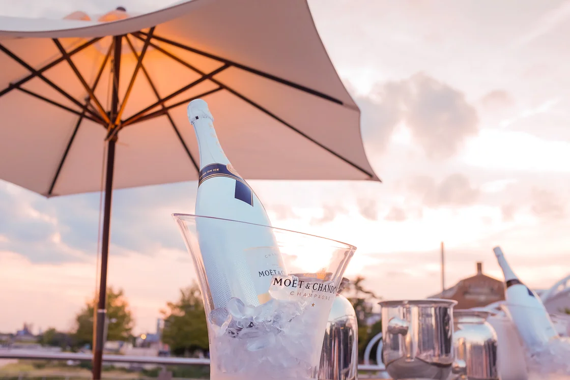 Moet Ice was one of the event sponsors, providing VIP and press guests with seemingly-bottomless magnum bottles of the fizzy drink that was perfect for a late summer party. 