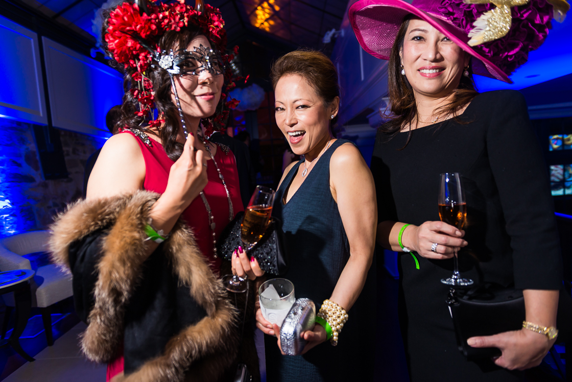 Fuji Television Network Washington Bureau Chief and planning committee member Sumiko Mori (left) with Shigeko Bork (center) and Suzuko Knapper. 