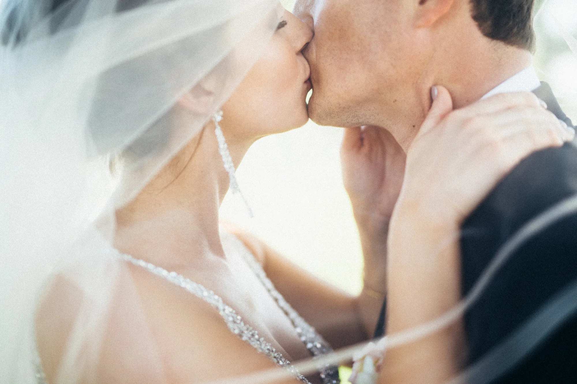 Kansas City Engagement & Wedding Photographer
