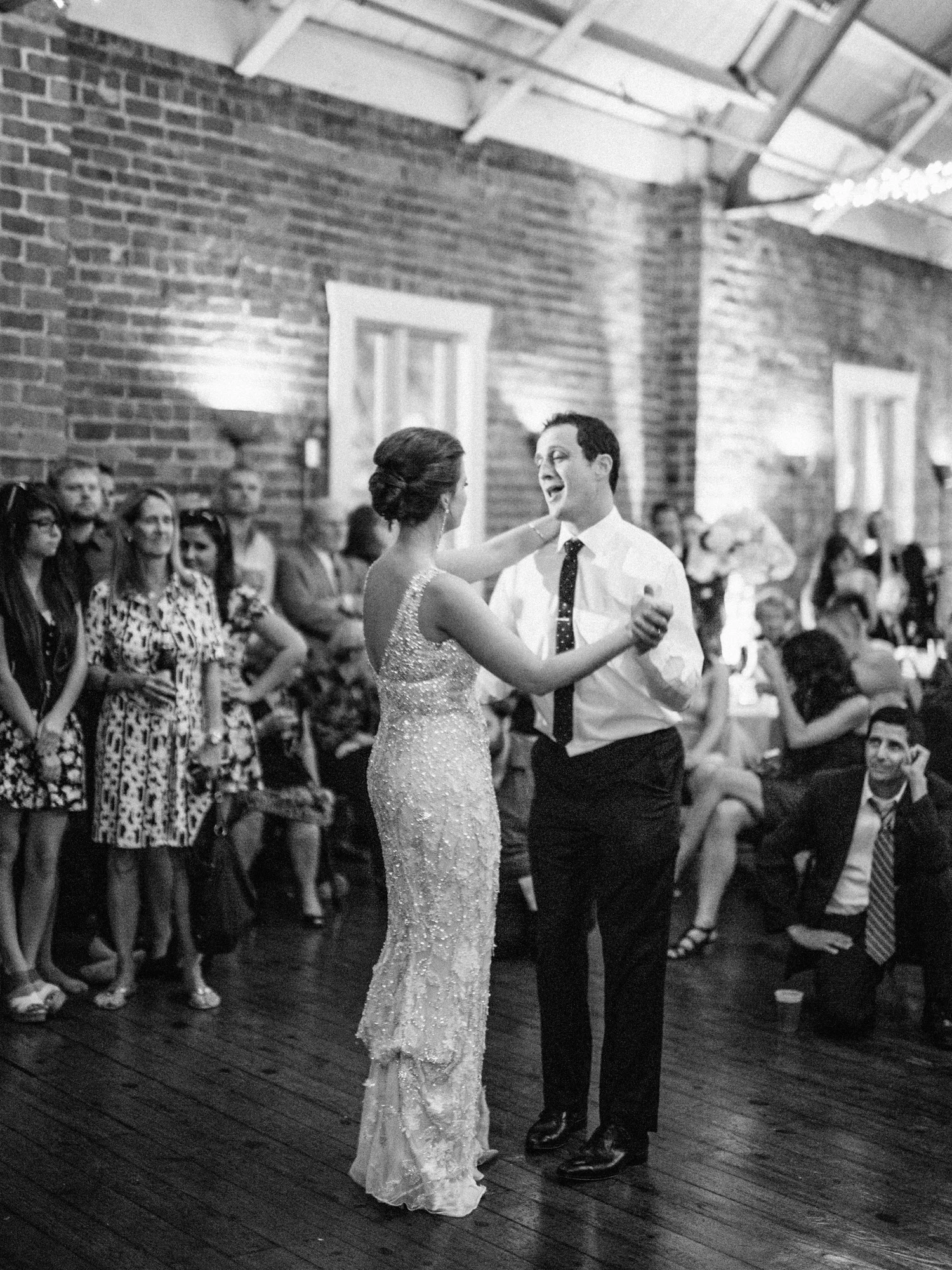 Kansas City Engagement & Wedding Photographer