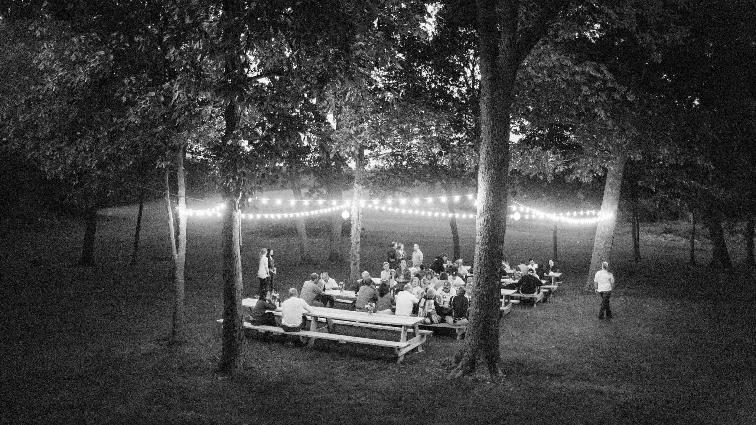 Kansas City Engagement & Wedding Photographer