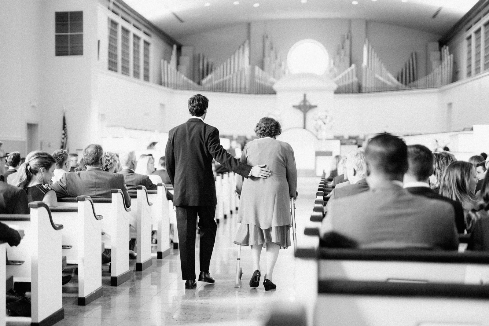 Kansas City Engagement & Wedding Photographer