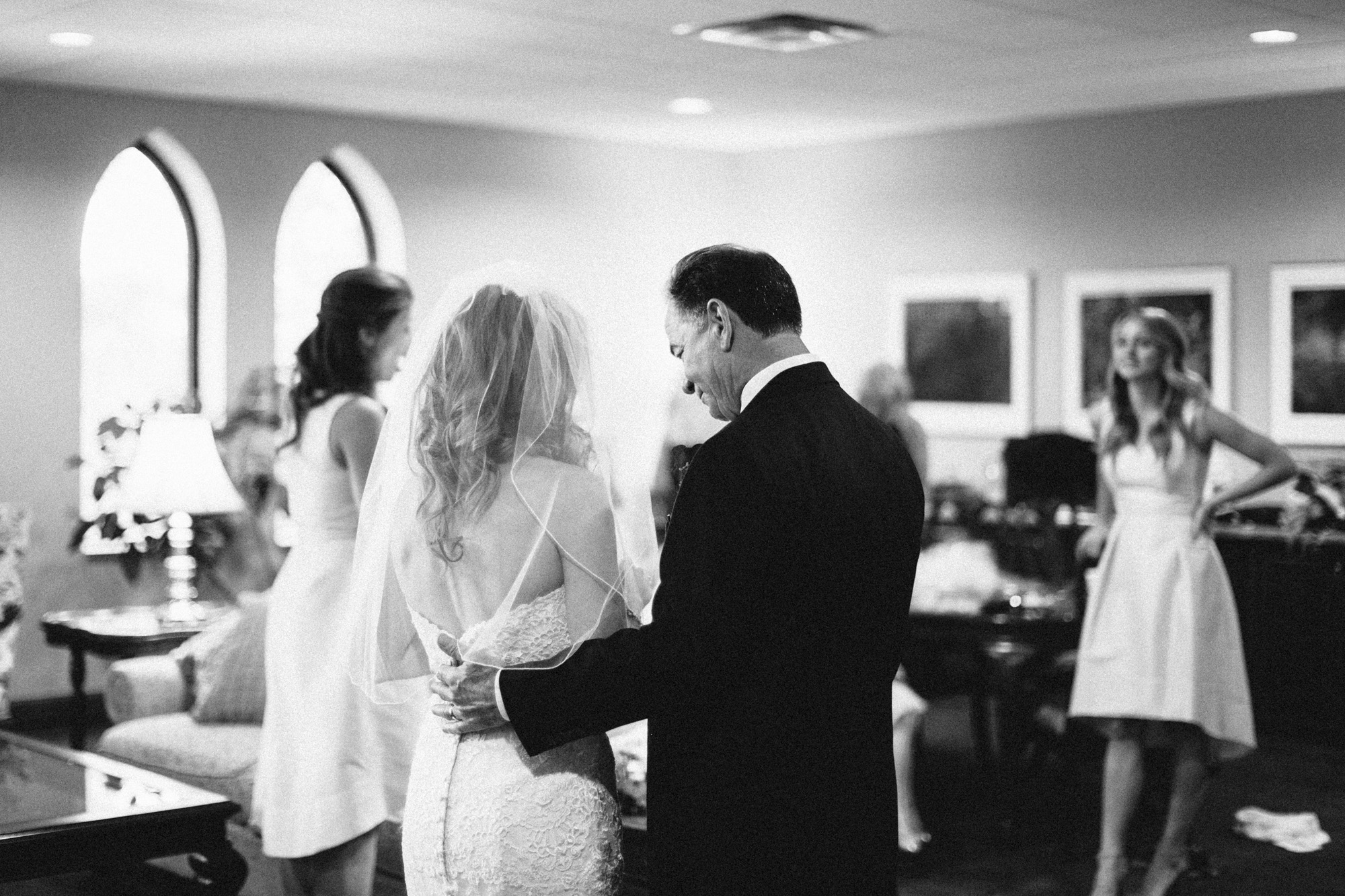 St. Louis Missouri Engagement & Wedding Photographer
