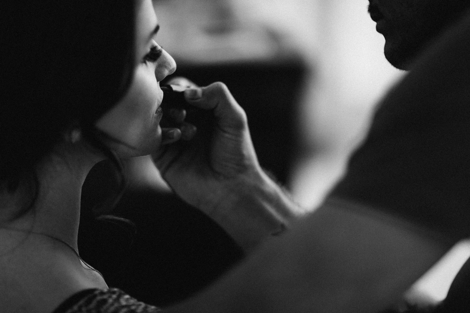 Kansas City Engagement & Wedding Photographer