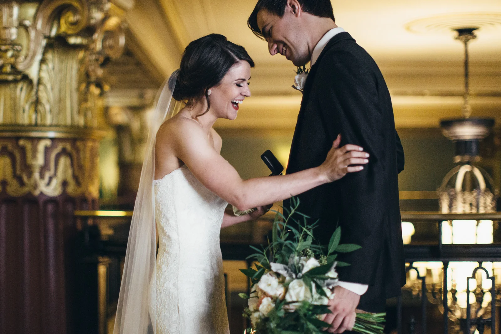 Kansas City Engagement & Wedding Photographer