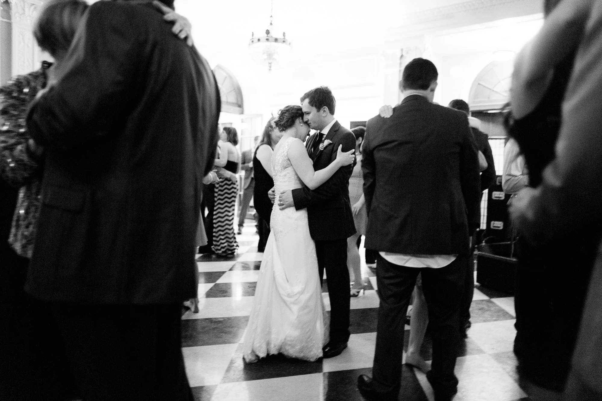 Lawrence, Kansas Wedding & Portrait Photographer