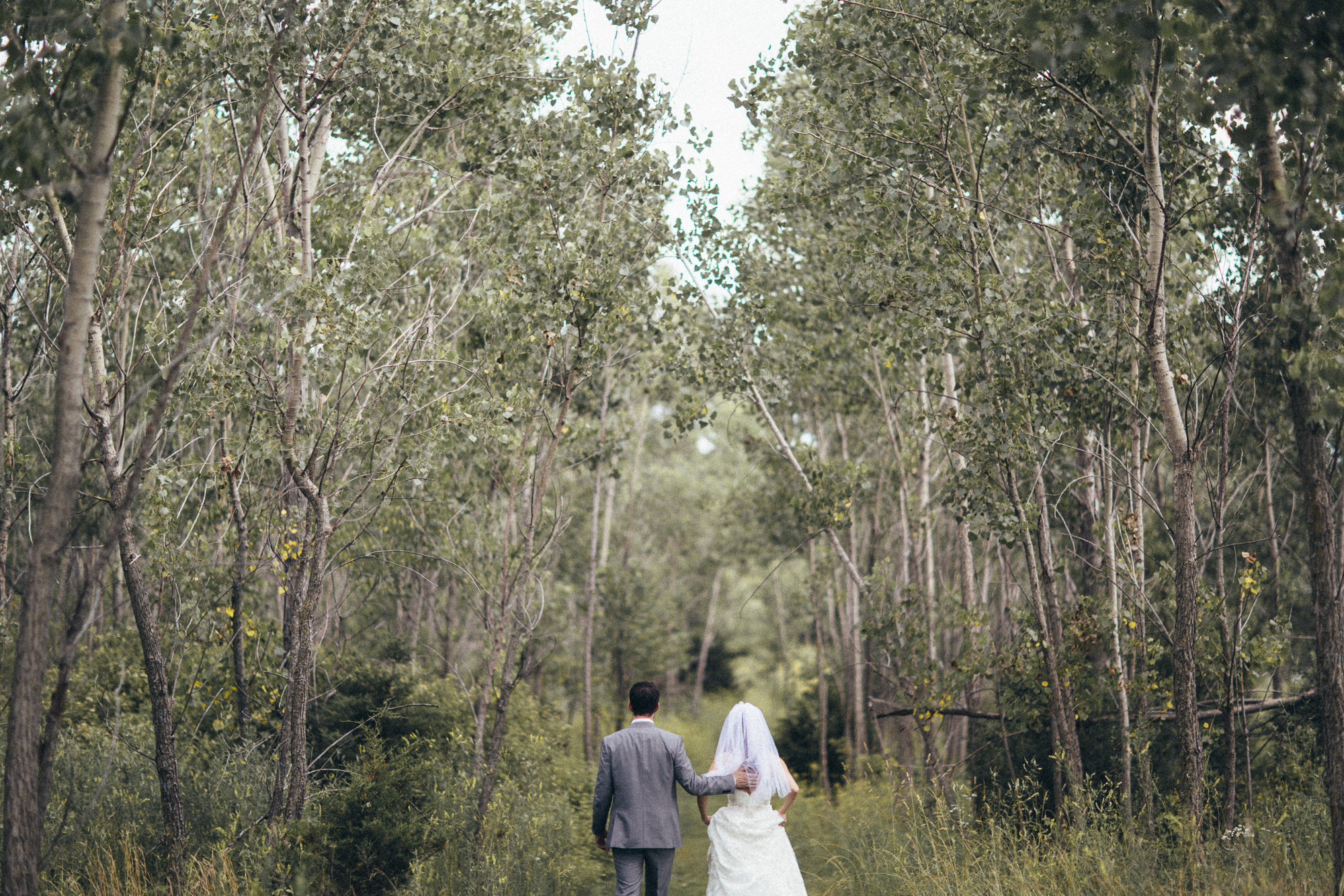 Kansas City Engagement & Wedding Photographer