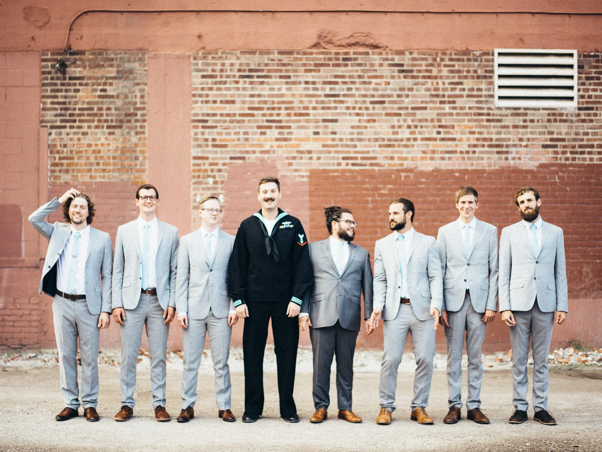 Kansas City Engagement & Wedding Photographer