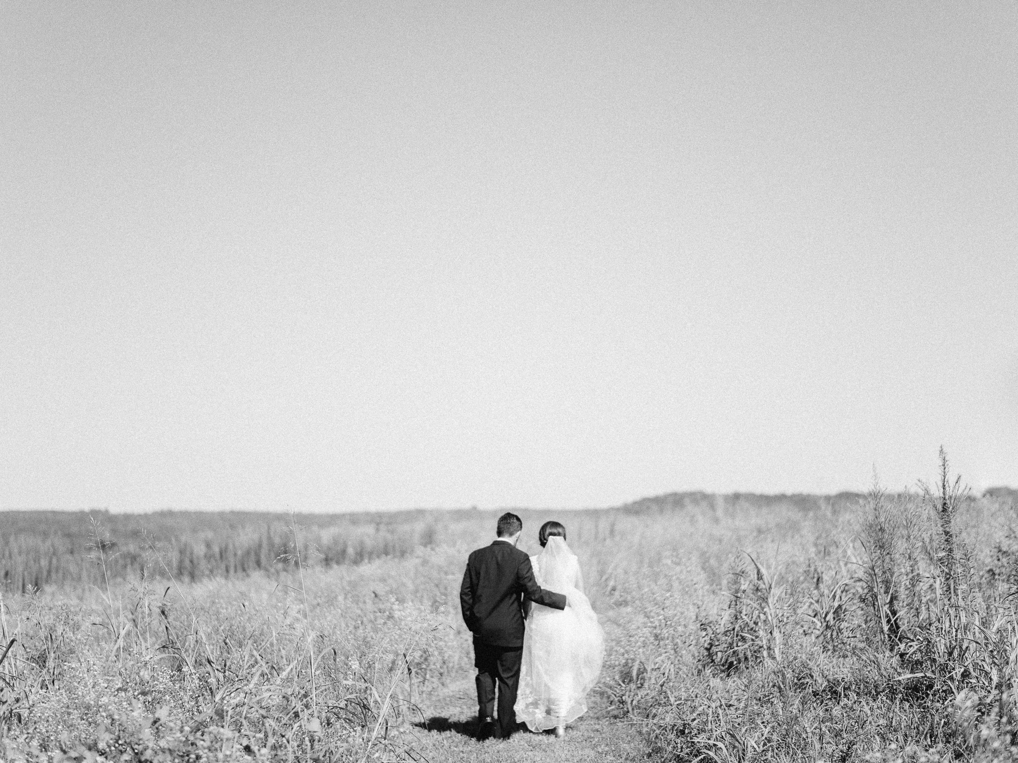 Emily Balding Tristan Opie Rusty Wright Creative Non-Traditional Wedding Photos