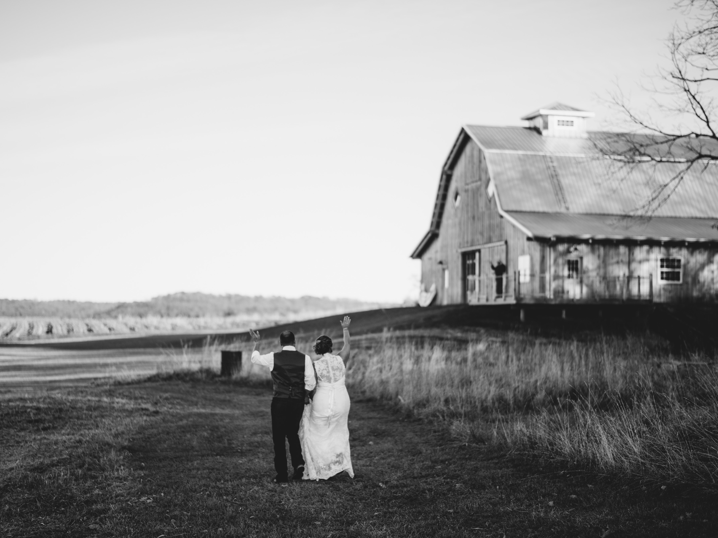 Kansas City Missouri Engagement & Wedding Photographer