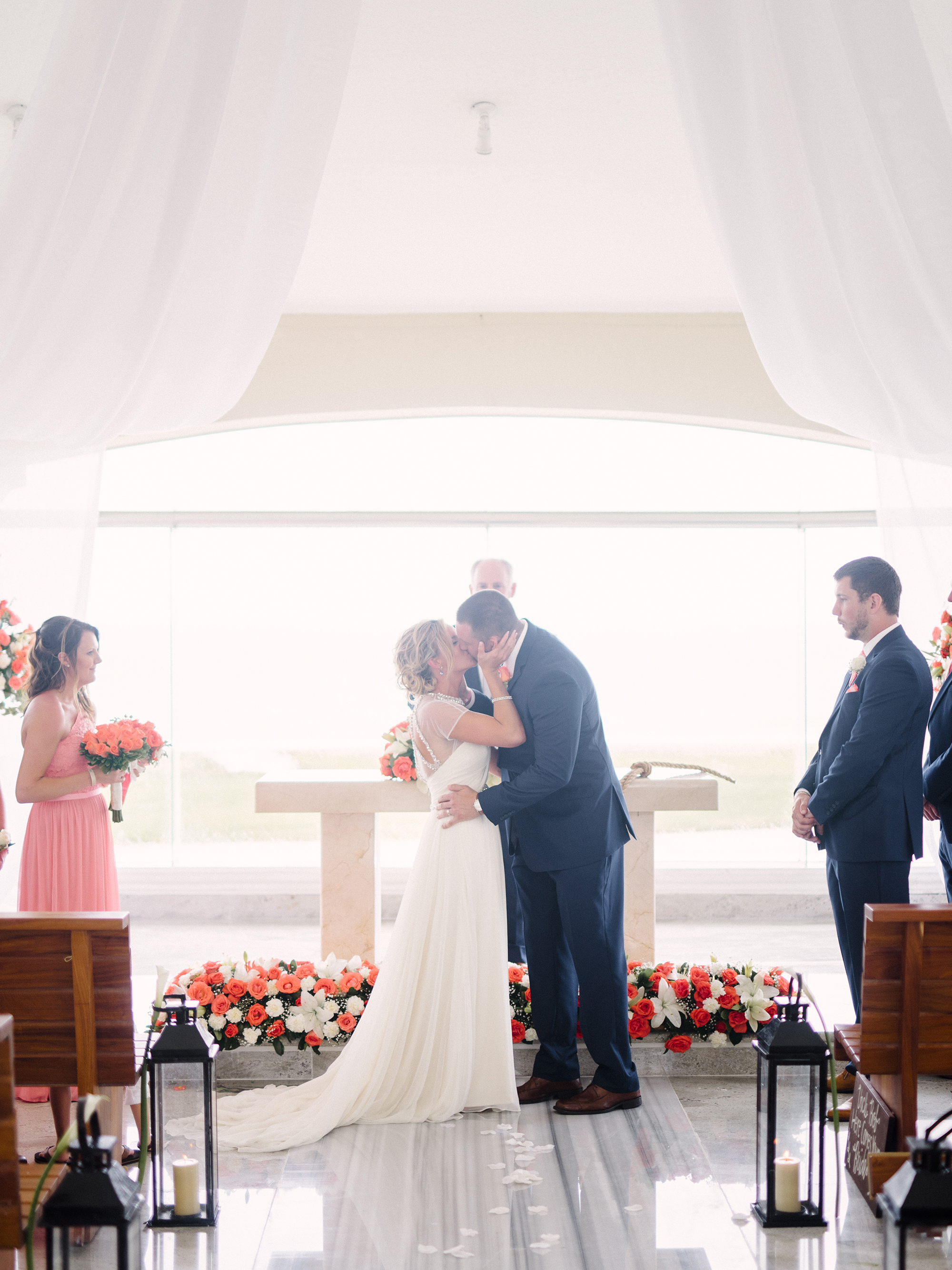 Wedding photographs by Rusty Wright, taken at the Moon Palace Resort in Riviera Maya, Mexico.