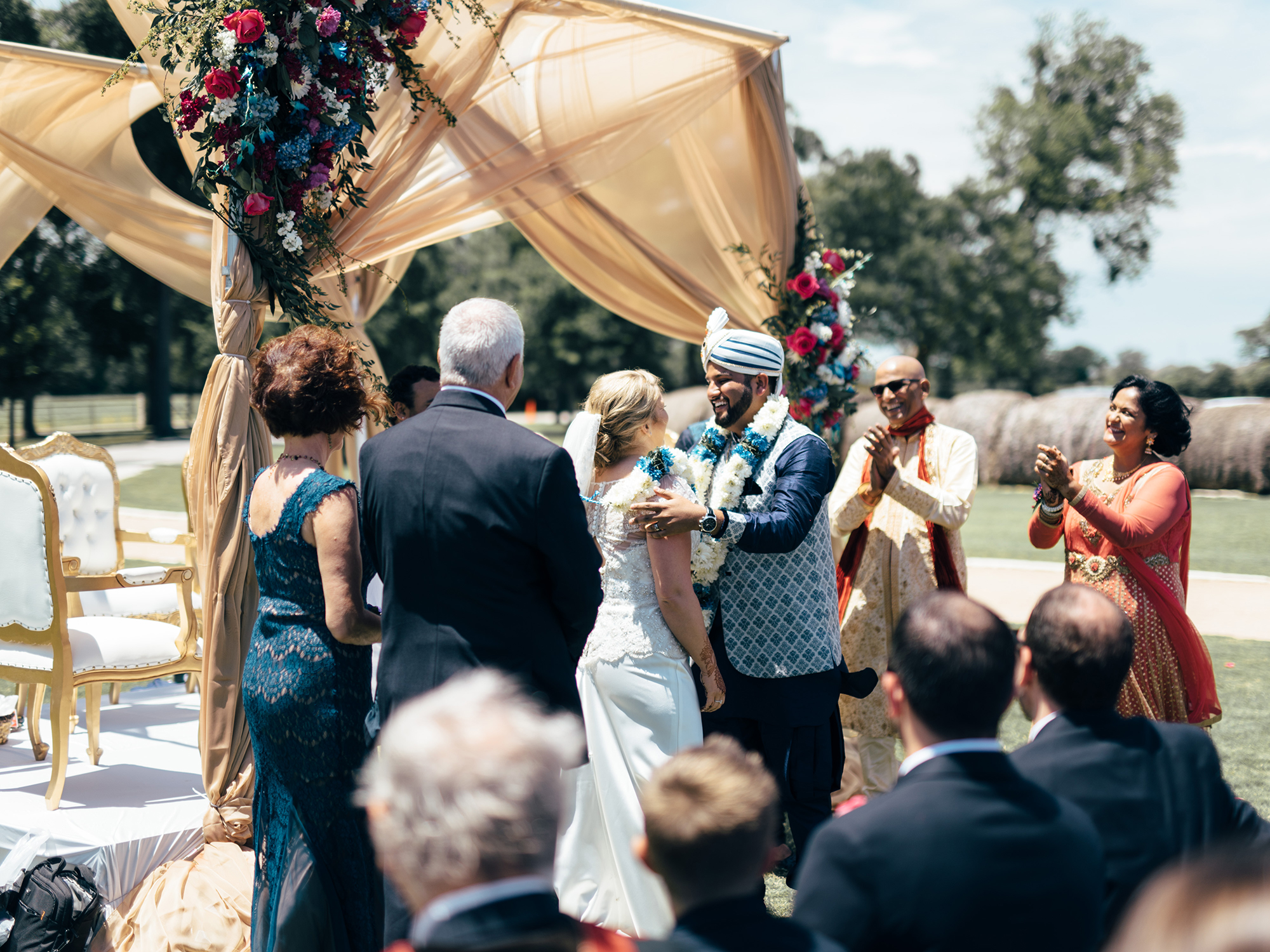 Round Rock Austin Texas Lone Oak Barn Kelly Clark Life Styled Events Wedding Ceremony Reception