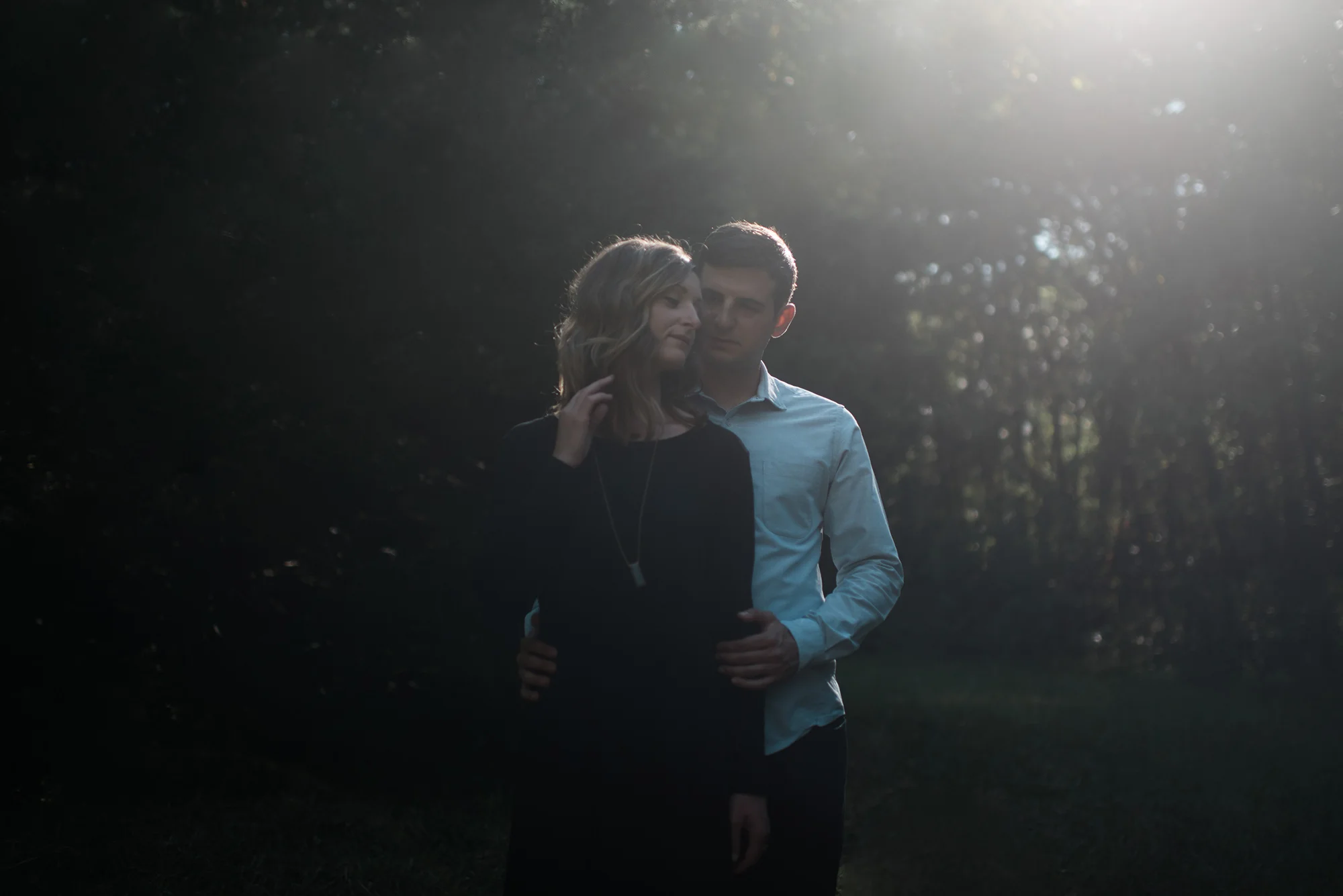 Woodsy engagement portraits in Kansas City, Missouri