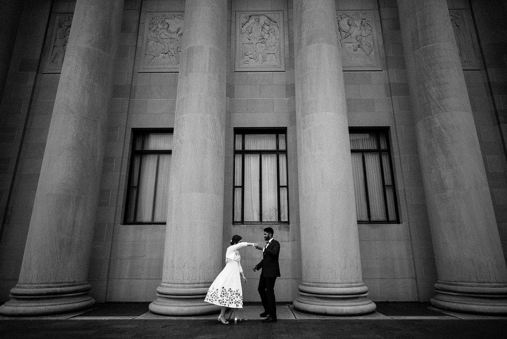 Kansas City Creative Documentary Photojournalist The Nelson-Atkins Museum Wedding Photographer
