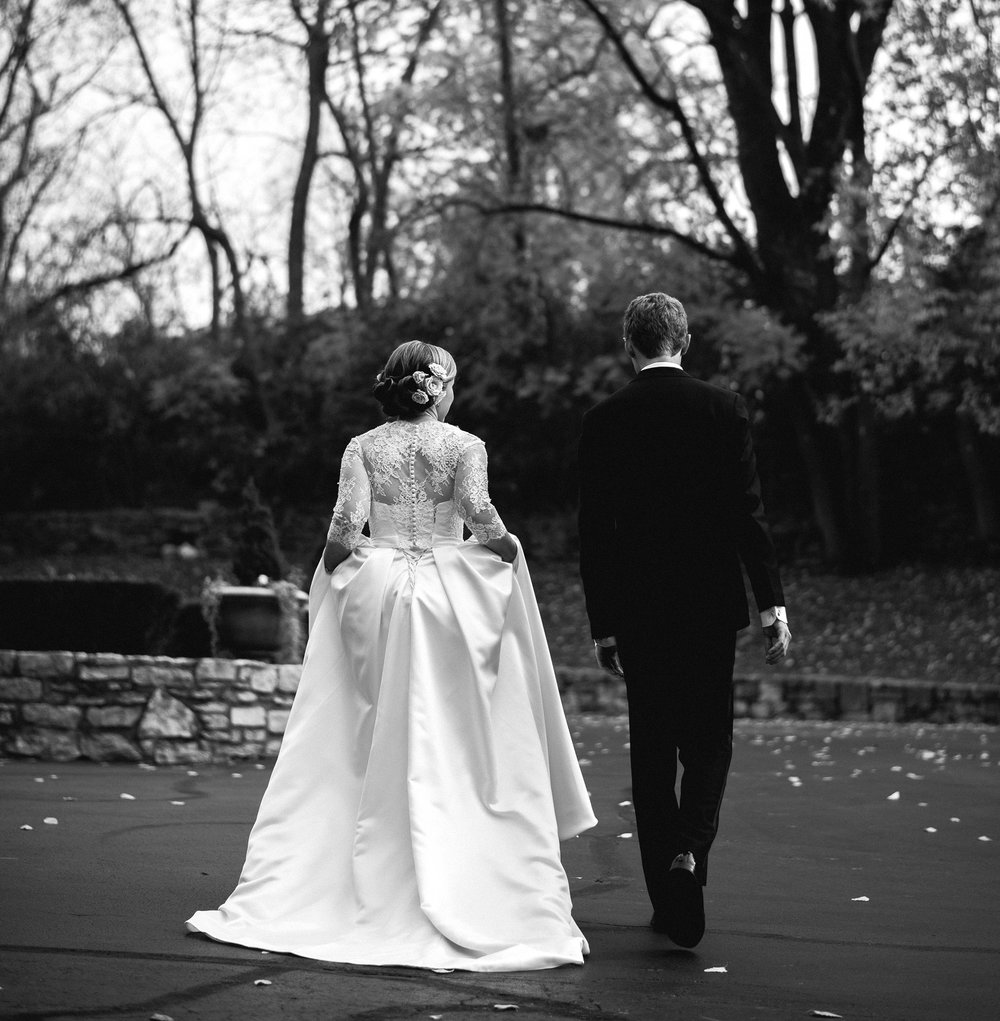 Bennet Goeckner Hilary Gee Rusty Wright Carriage Club Kansas City Wedding Photographer